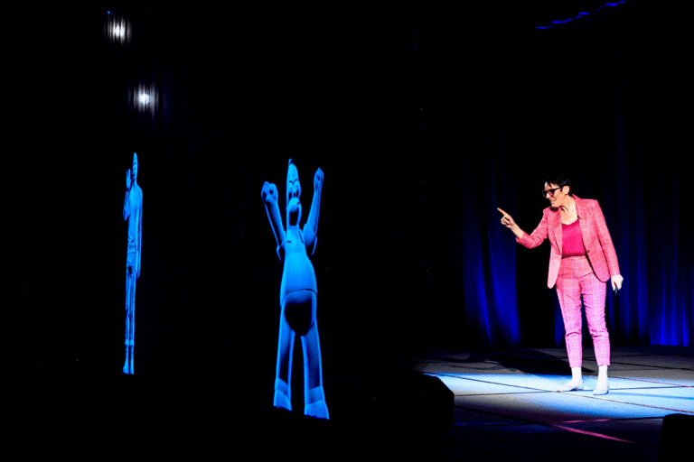 Sylvie di Giusto's 3D Immersive Holographic Keynote Experience