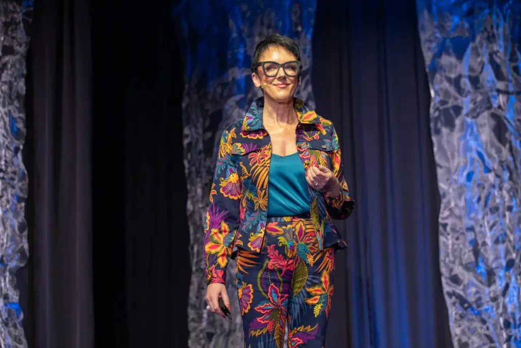 The Unique Power of Ladies Motivational Speakers in Shaping Futures, Sylvie di Giusto