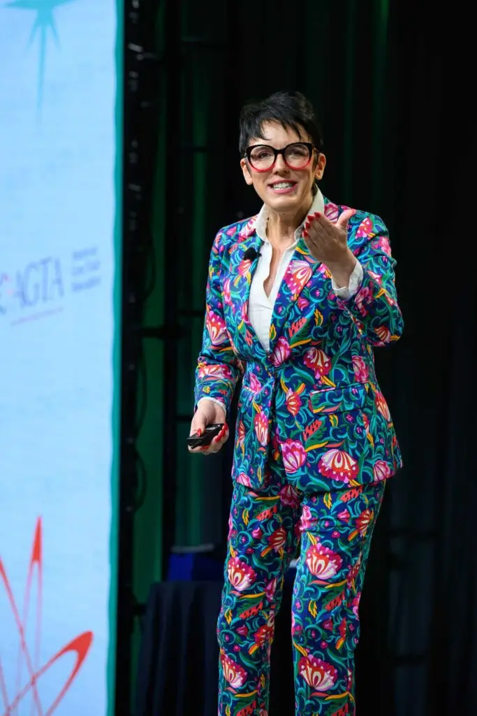 Inspirational Speaker contact sylvie di giusto